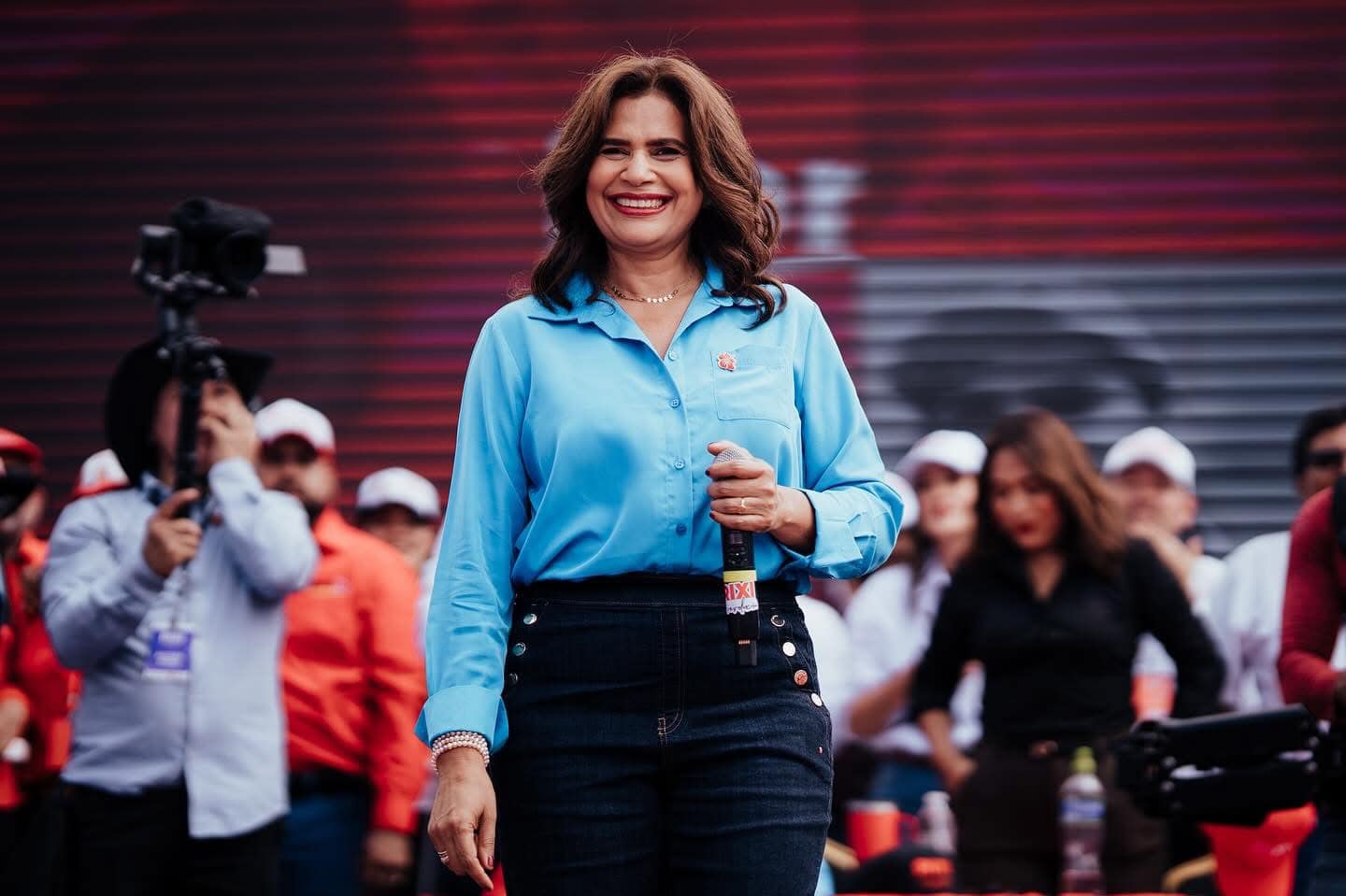 Polémicas por corrupción rodean a Rixi Moncada en Honduras