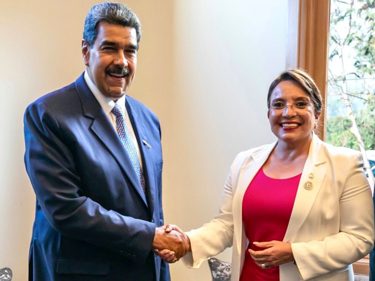 Influencia de Venezuela en LIBRE: efectos y divisiones en la política de Honduras